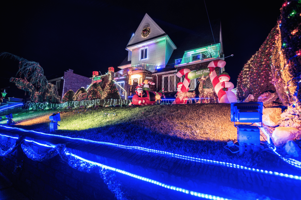 Houston Christmas Lights Tours, Limo, Limousine, Sedan, Van, SUV, Party Bus, Shuttle, Charter, Spirit, Holiday, Trail of Lights, Santa, Dallas, December Nights