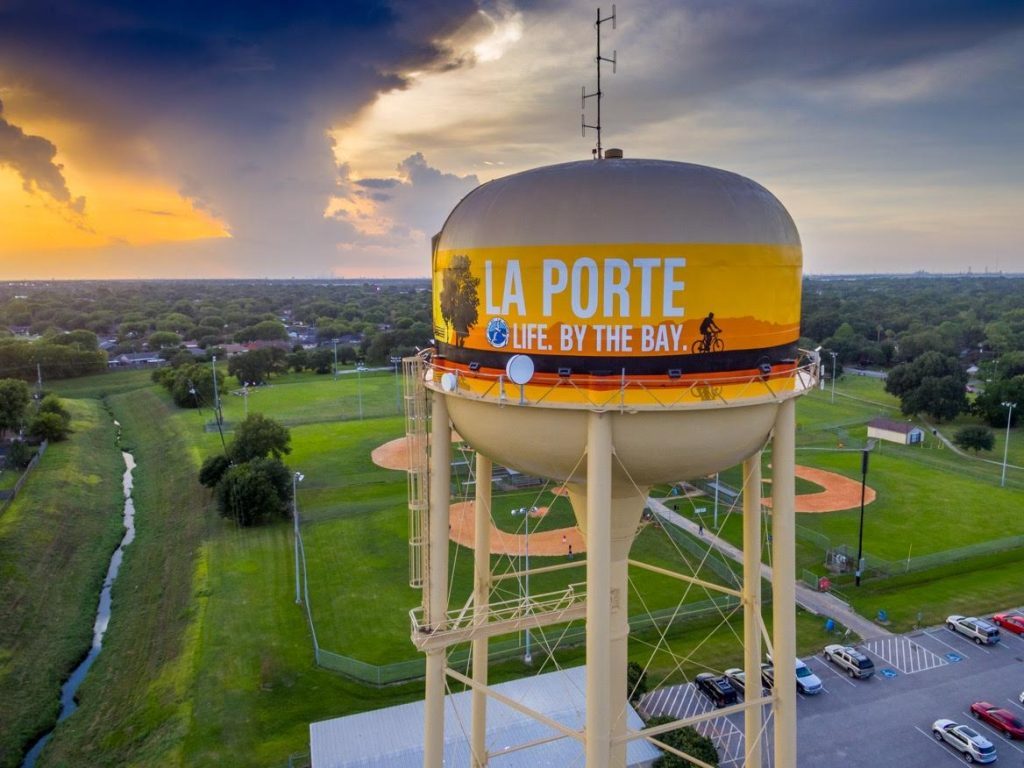 La Porte Limo Rental Services Company, Party Bus, Limousine, Shuttle, Charter, Birthday, Bachelor, Bachelorette Party, Wedding, Funeral, Brewery Tours, Winery Tours, Houston Rockets, Astros, Texans